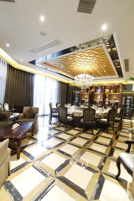 Langfang Golden Elephant Golf Hotel ภายนอก รูปภาพ